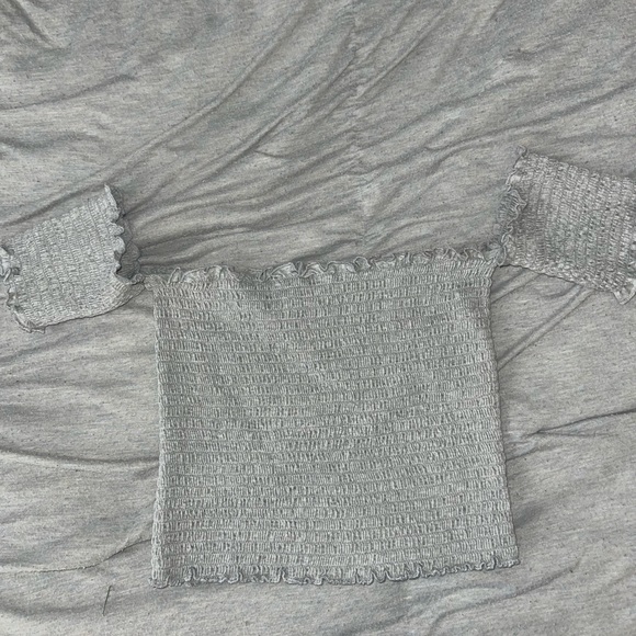 Off the shoulder top - Picture 3 of 5